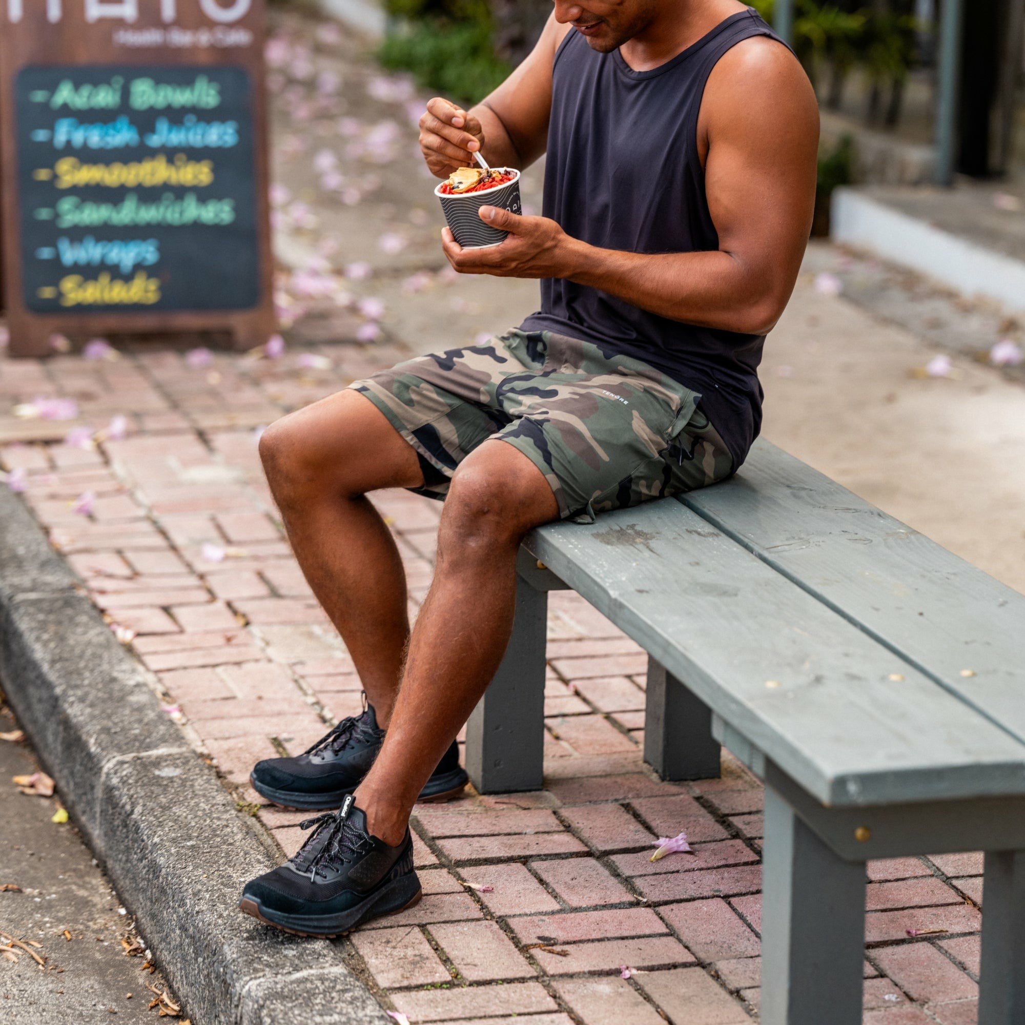 Makiki - Black / Black