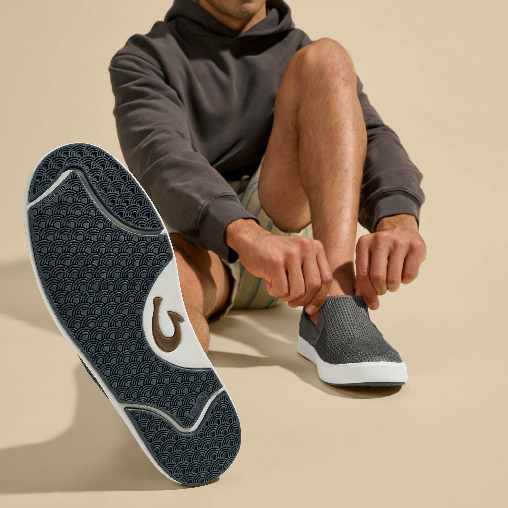 Lae‘ahi Men's Slip-On Sneakers - Pavement
