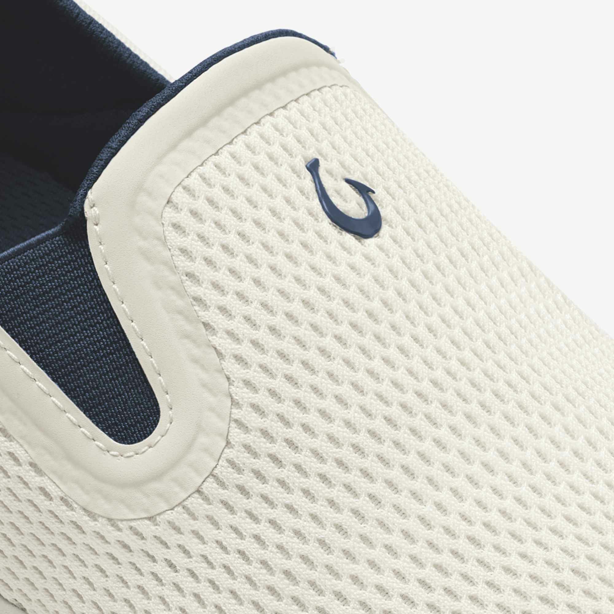 Moku Slip On - White Sand / Trench Blue