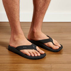 OluKai ‘Ohana - Black / Dark Shadow | Men's Beach Sandals