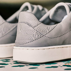 Pehuea Lī ‘Ili Women's Leather Sneakers - Ash
