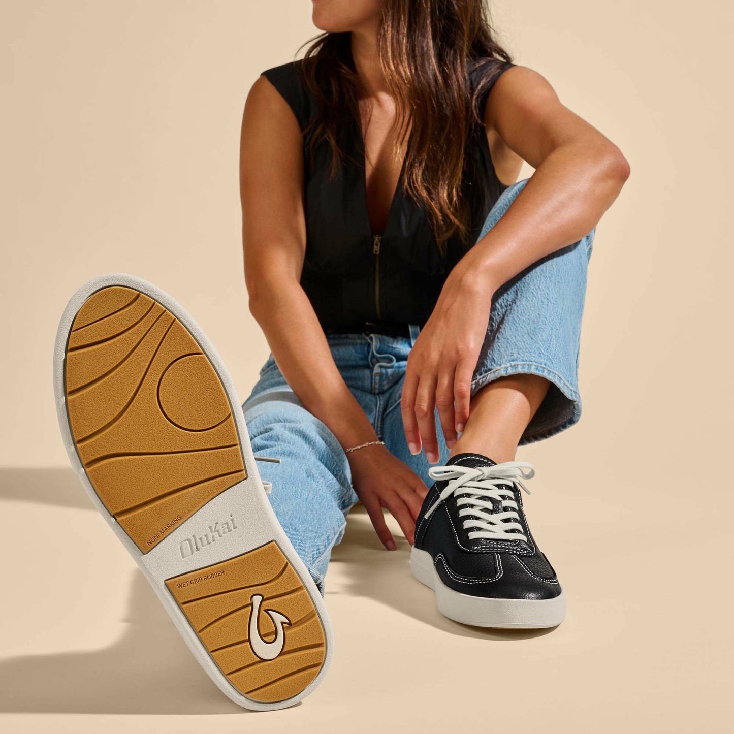 Hā‘upu Leather Sneakers - Onyx