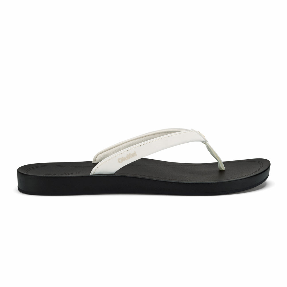 ‘Uiki Everyday Beach Sandals - Bright White / Lava Rock