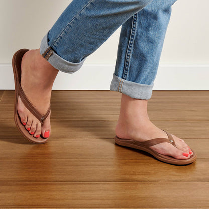 Honu Leather Beach Sandals - Tan