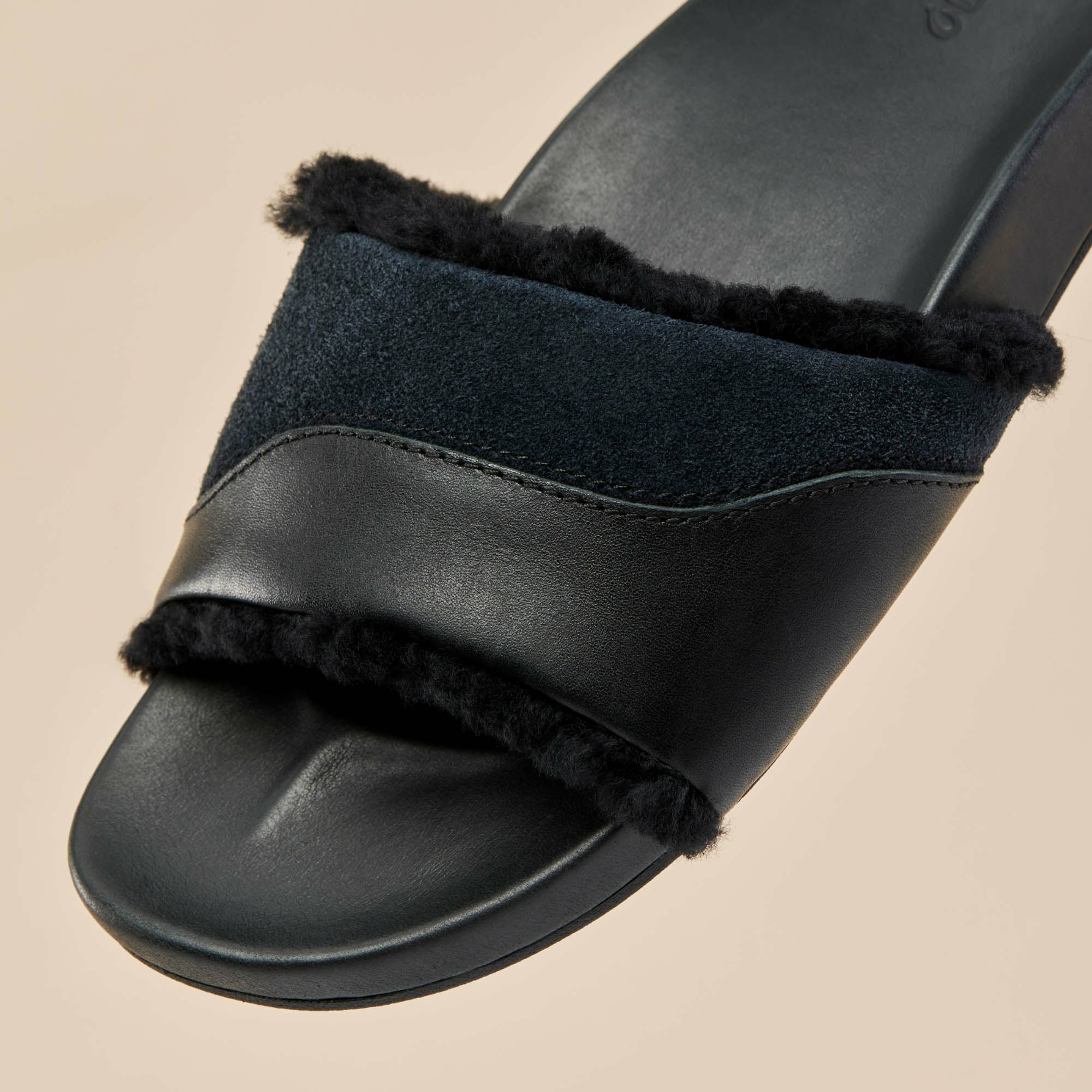 Hō‘ala Slide Slide Slipper Sandals - Black