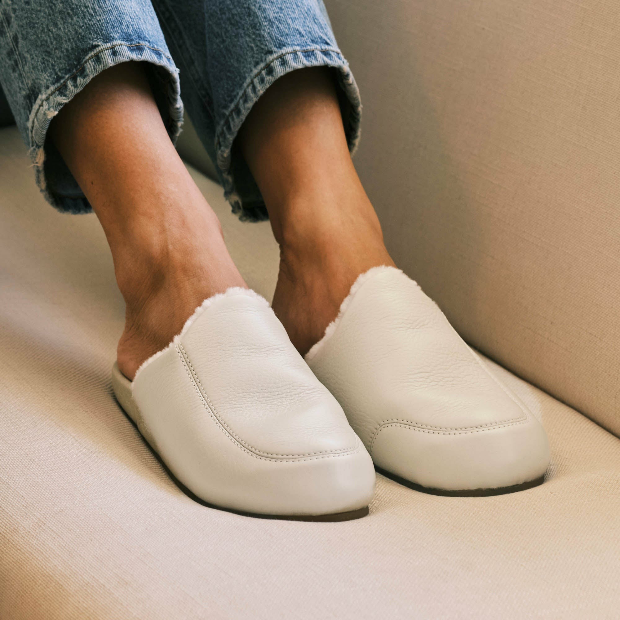 Kōnea Leather Slipper Mules - Bone