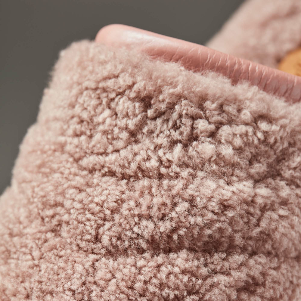 Pūpū Mua Shearling Mule Slipper - Pink Sea Salt