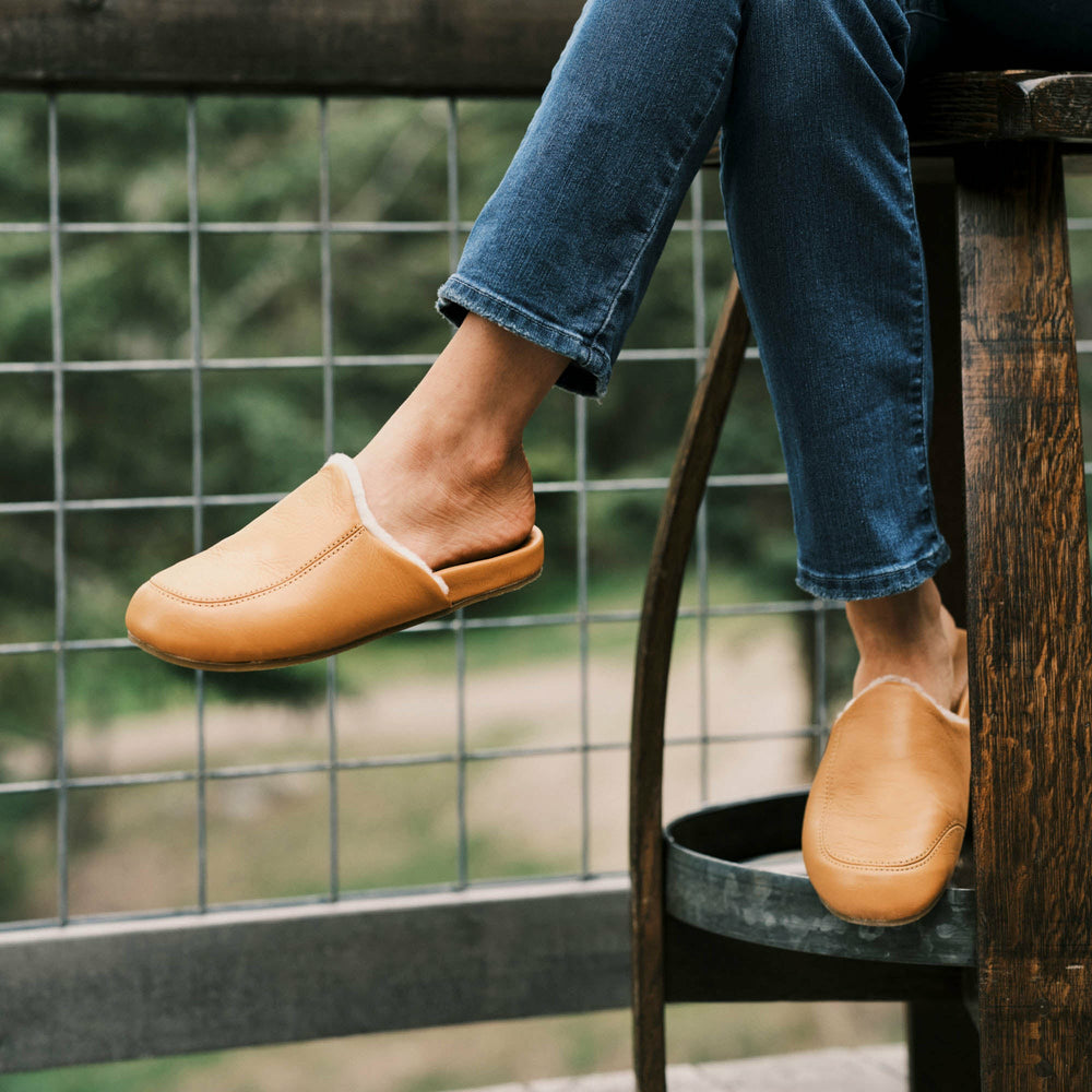 Kōnea Leather Slipper Mules - Saddle